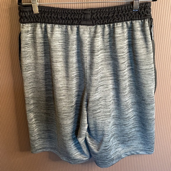 Nike black and gray athletic shorts size large - Picture 2 of 6